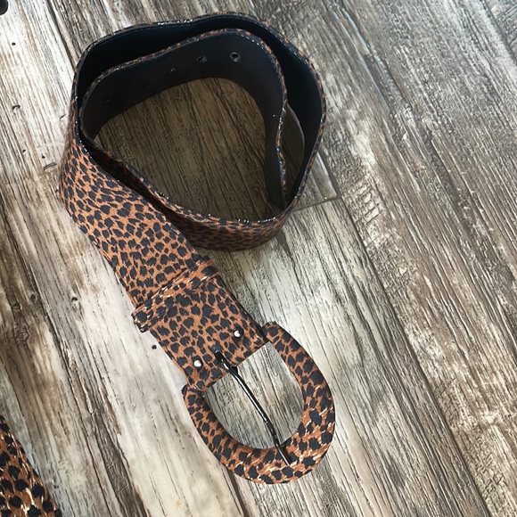 M.J.Carroll leopard Print Jumpsuit, Size 5-6 - Picture 9 of 17